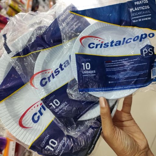 PRATOS DESCARTÁVEIS NA MACRO EMBALAGENS EM TAUBATÉ