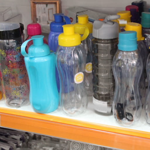 GARRAFAS NA MACRO EMBALAGENS EM TAUBATÉ